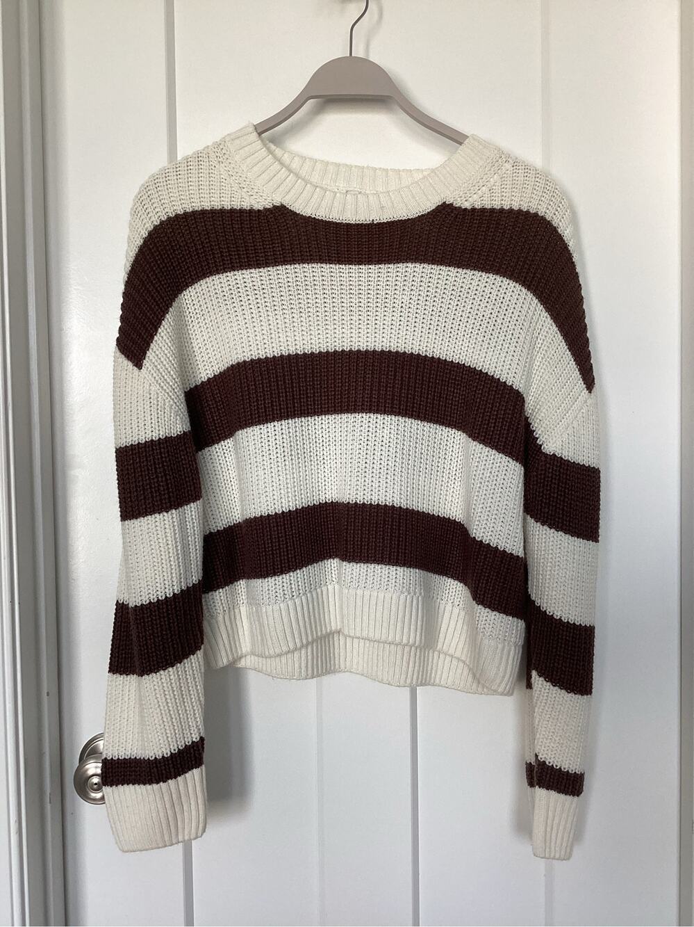 Garage Cozy Brown & Off-White Ribbed Knit Sweater, women's size large chuncky